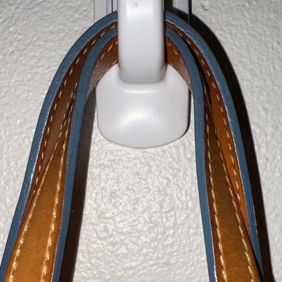 Dooney & Bourke Black Heart Y2K Pattern Shoulder Bag with Tan Straps - Picture 9 of 16